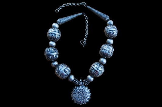 Repousse Silver Indian Bead Necklace