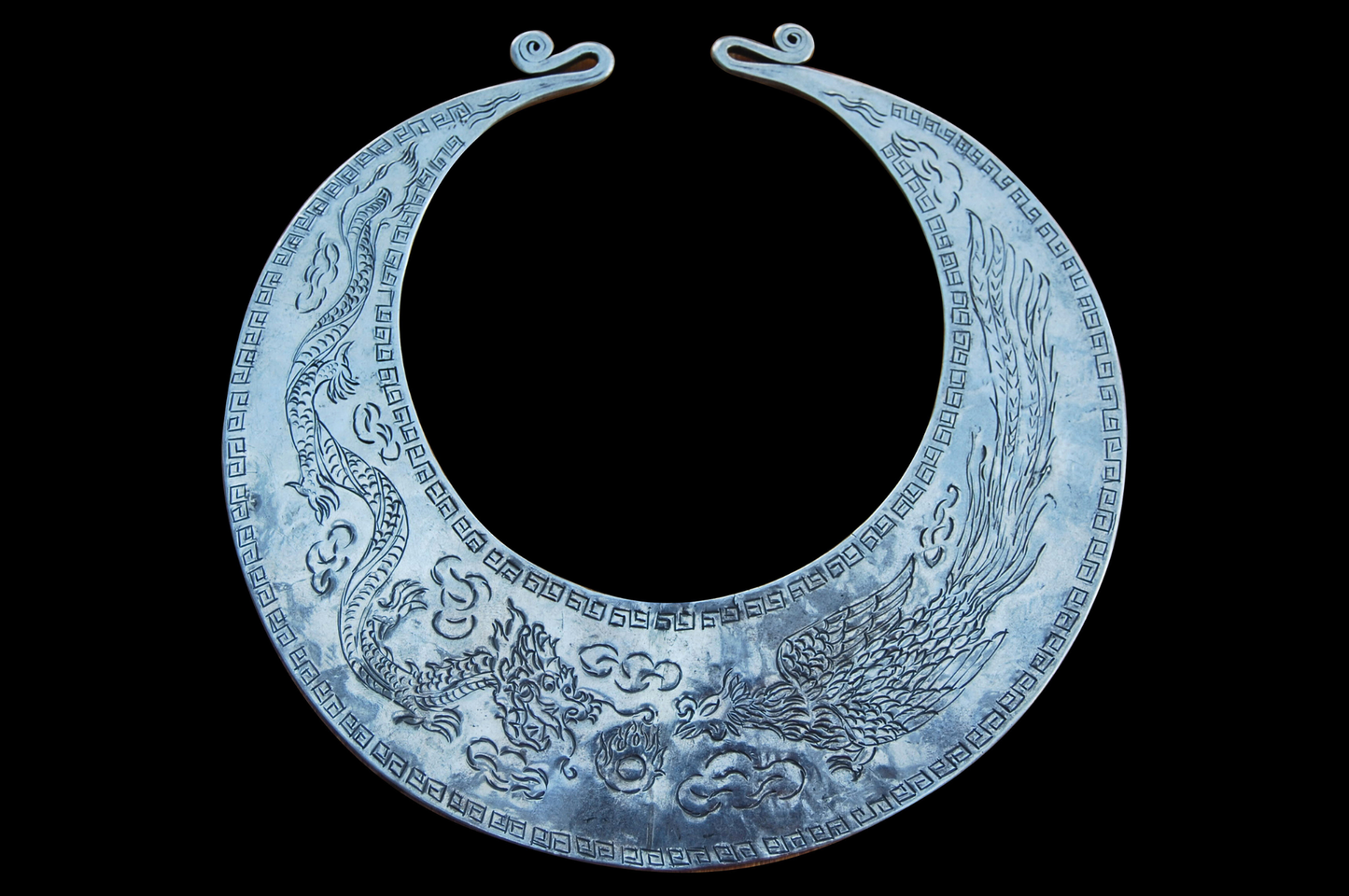 Akha Silver Engraved Dragon Pattern Torc